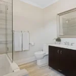 Spersonalizuj swoją łazienkę dzięki sprzętowi łazienkowemu